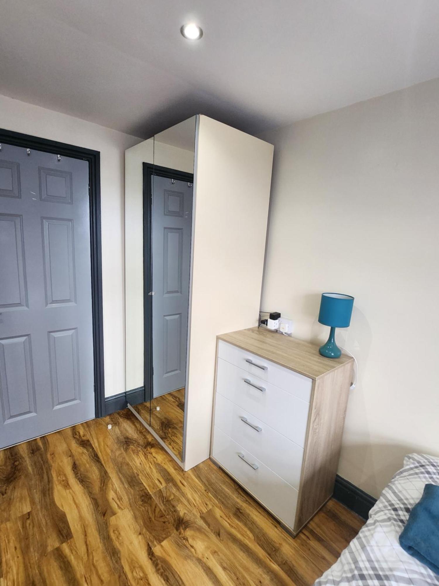 133 A Park Road Apartment Manchester Exterior photo